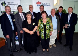 Representatives of the MAKE IT WORK group. The North West collective's Sharing Workers Locally initiative won the AusIndustry and Enterprise Connect sponsored "Industry Development Award".